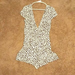 Black/white romper size small never worn.